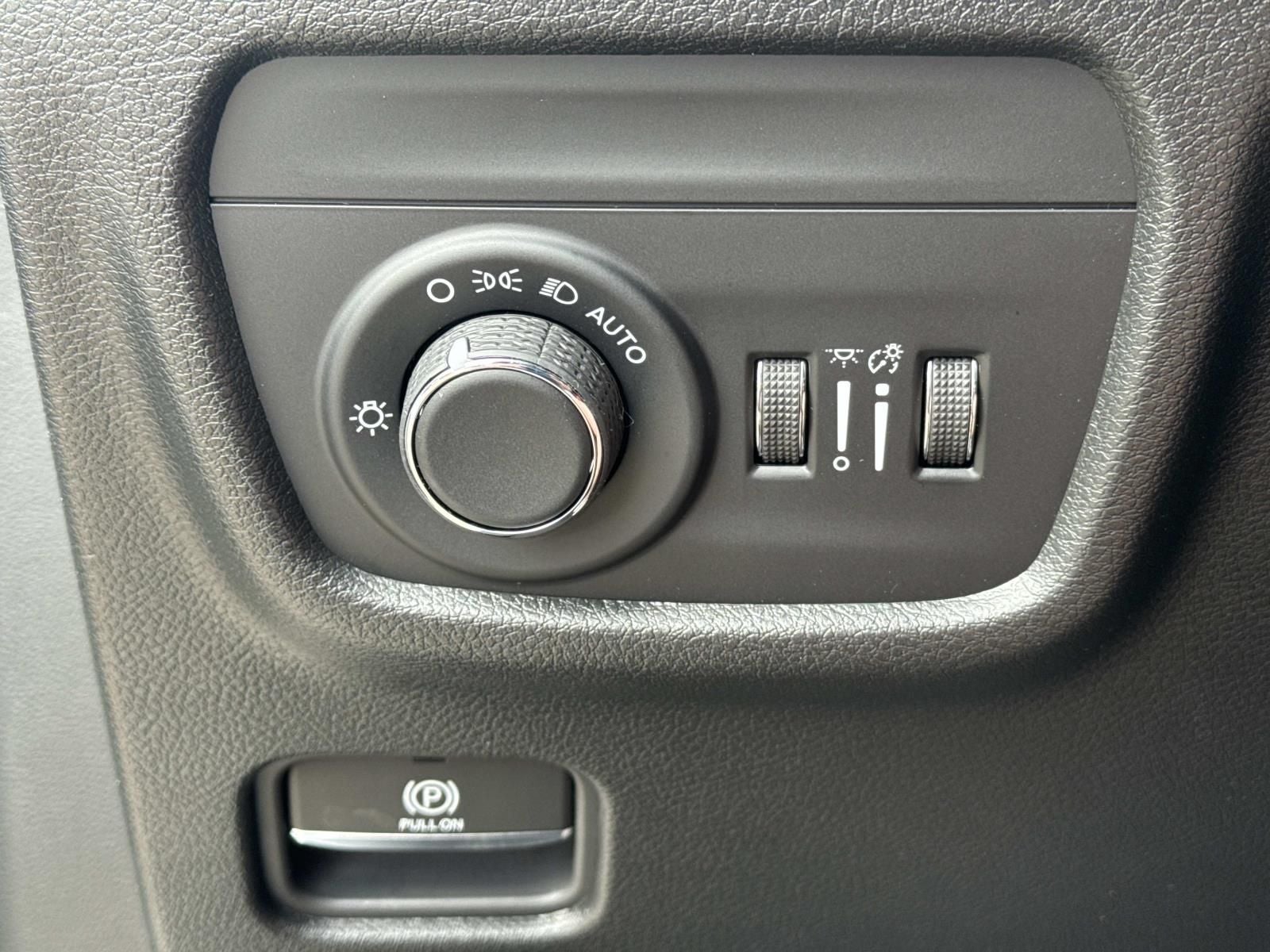 2026 Jeep Grand Cherokee GRAND CHEROKEE L LAREDO X 4X2