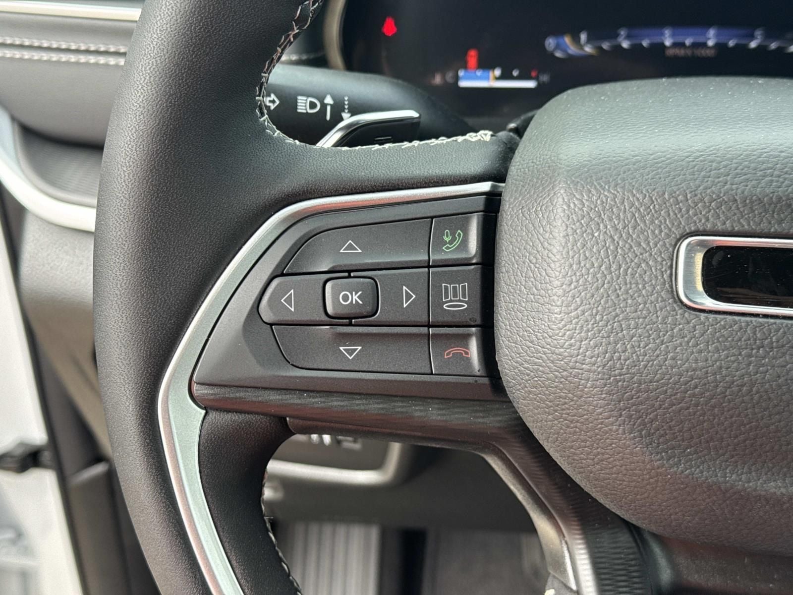 2026 Jeep Grand Cherokee GRAND CHEROKEE L LAREDO X 4X2