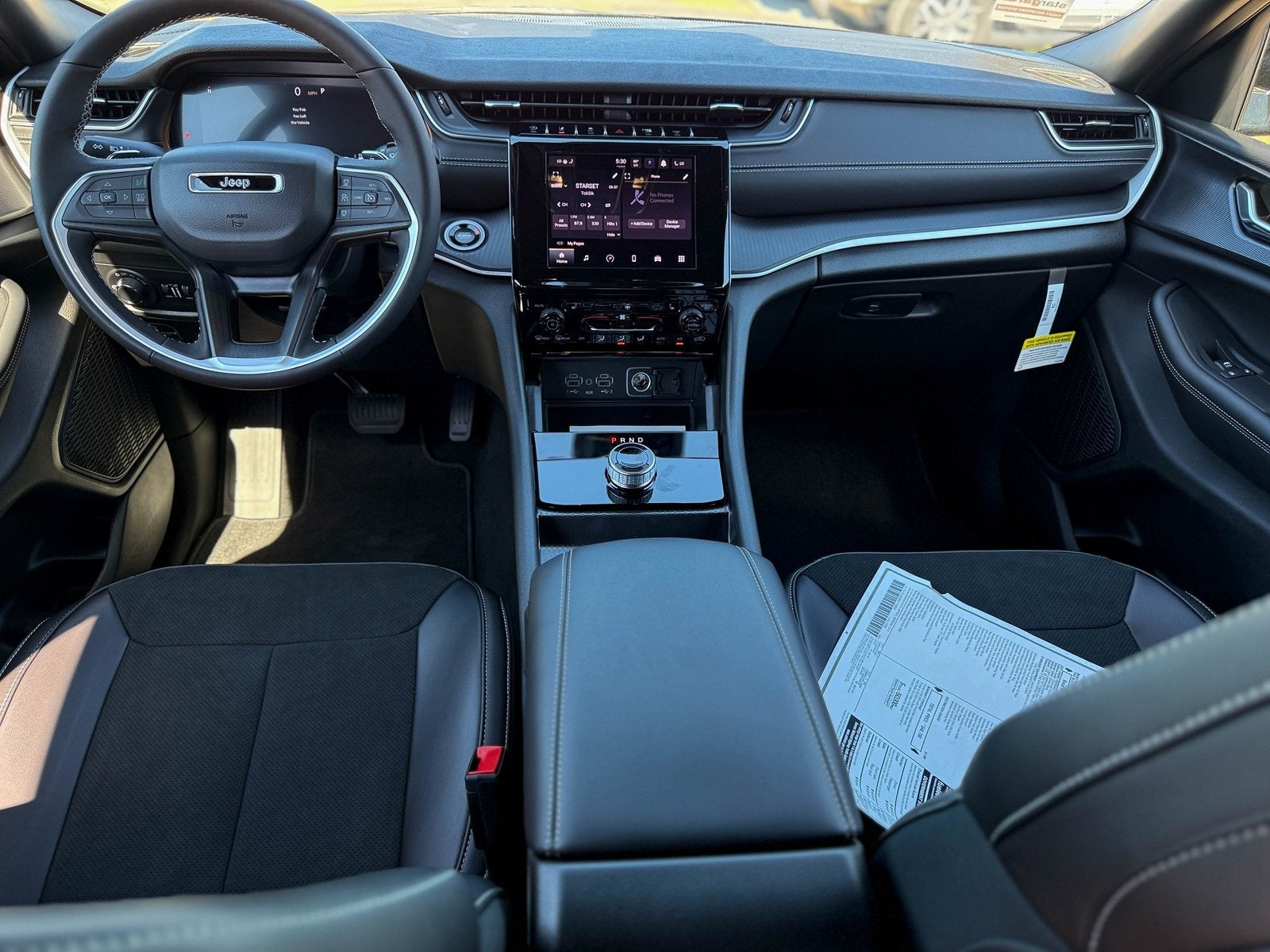 2025 Jeep Grand Cherokee GRAND CHEROKEE L ALTITUDE X 4X2