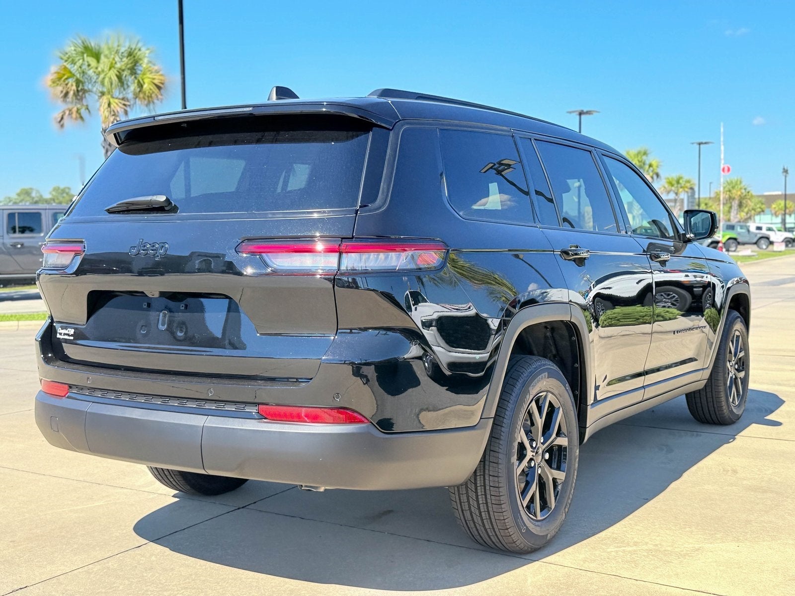 2025 Jeep Grand Cherokee GRAND CHEROKEE L ALTITUDE X 4X2