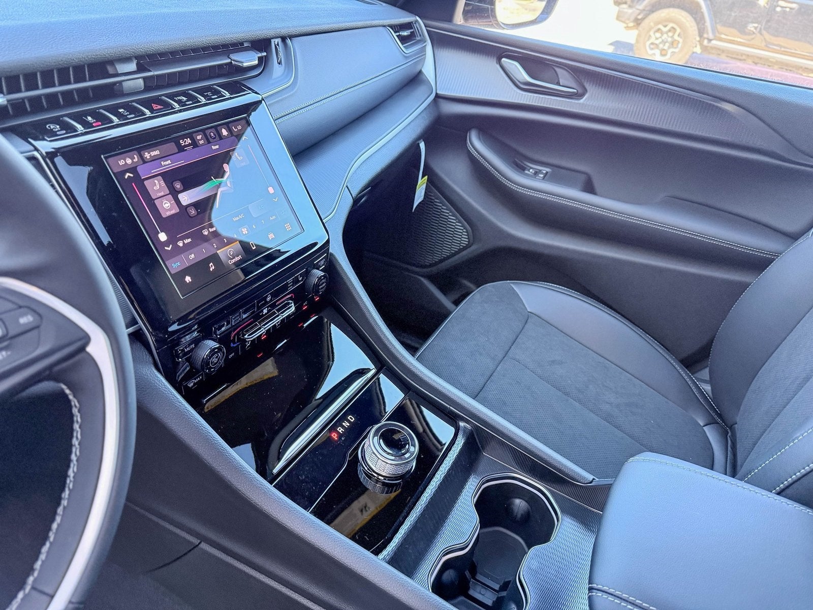 2025 Jeep Grand Cherokee GRAND CHEROKEE L ALTITUDE X 4X2