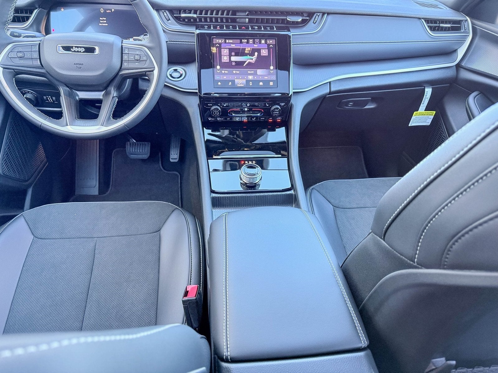 2025 Jeep Grand Cherokee GRAND CHEROKEE L ALTITUDE X 4X2