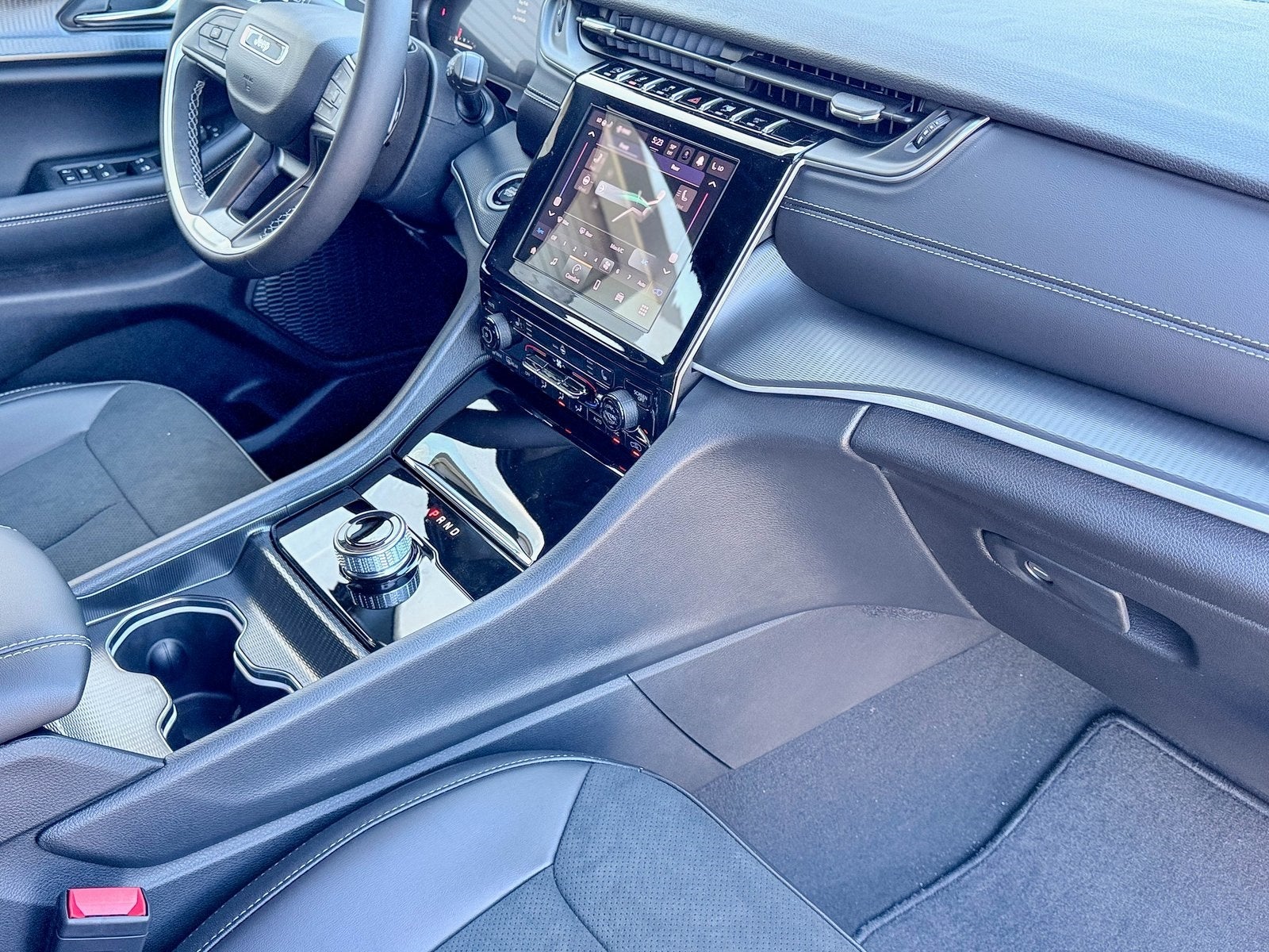 2025 Jeep Grand Cherokee GRAND CHEROKEE L ALTITUDE X 4X2