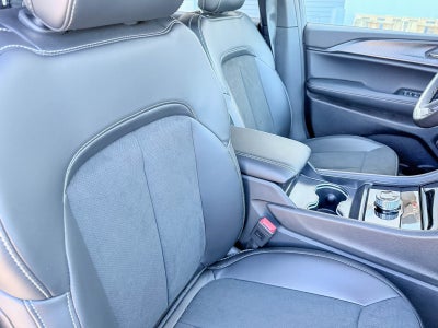 2025 Jeep Grand Cherokee GRAND CHEROKEE L ALTITUDE X 4X2