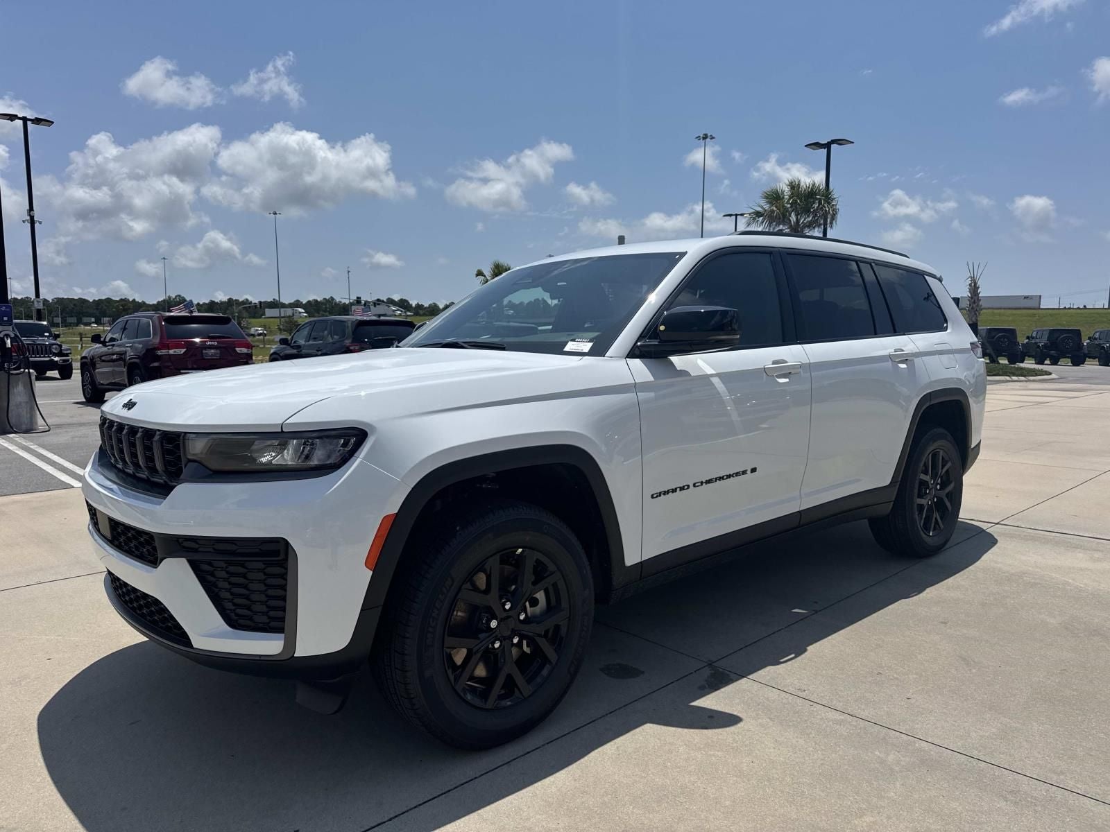 2026 Jeep Grand Cherokee L Laredo