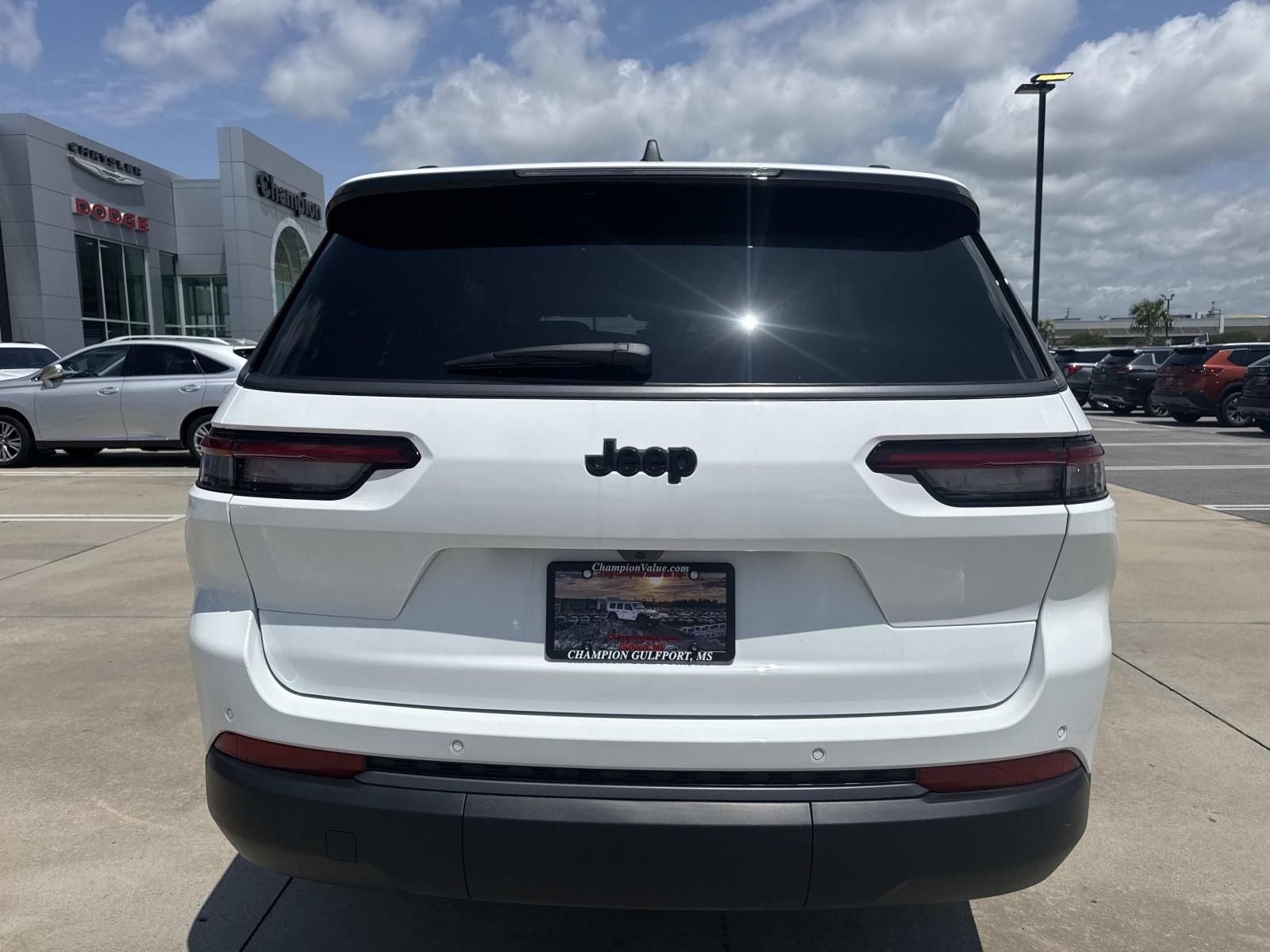 2026 Jeep Grand Cherokee L Laredo