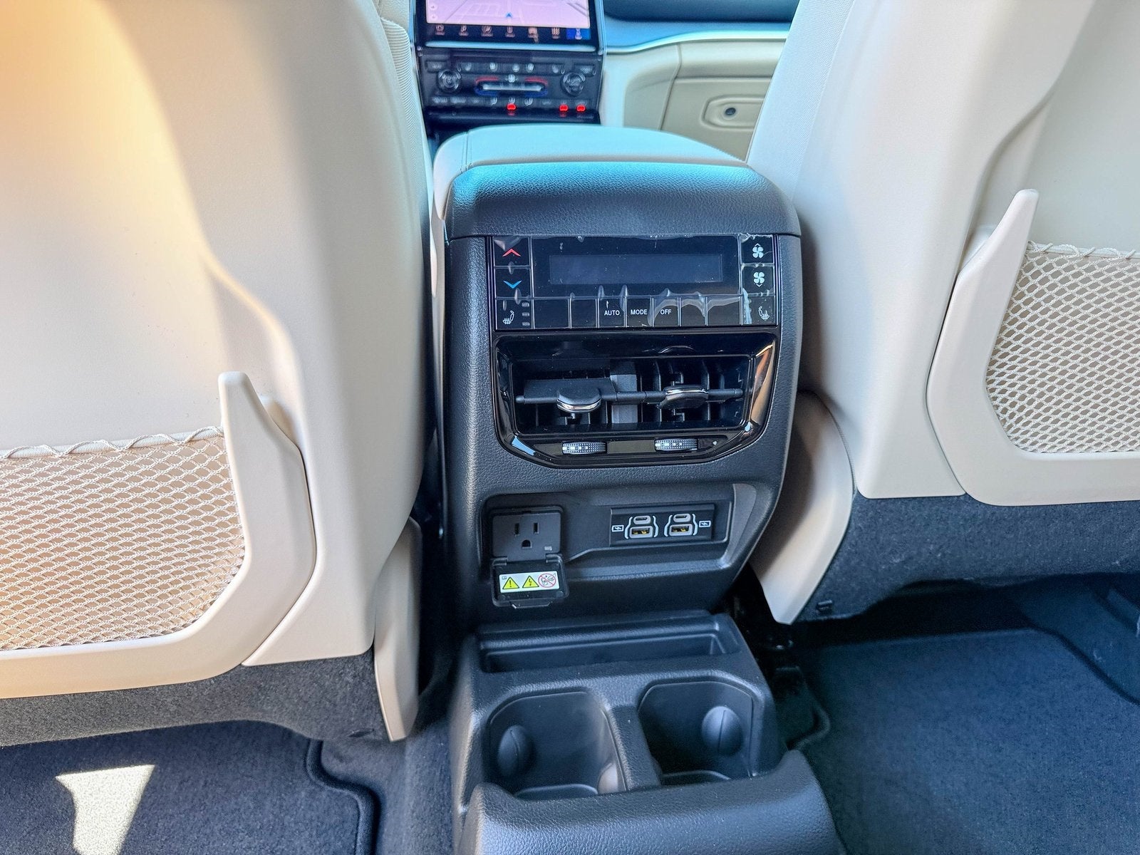 2025 Jeep Grand Cherokee GRAND CHEROKEE L LIMITED 4X2