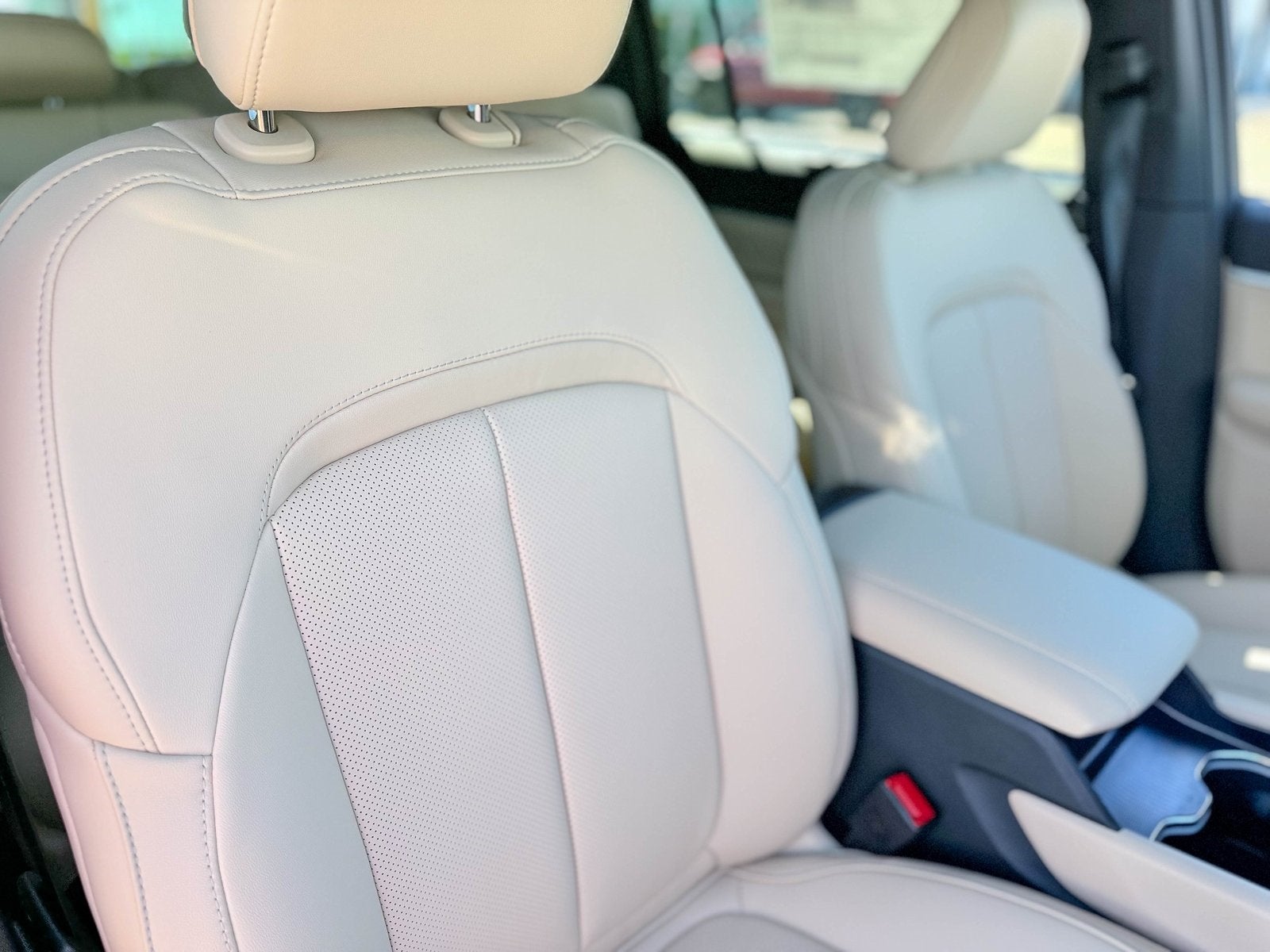 2025 Jeep Grand Cherokee GRAND CHEROKEE L LIMITED 4X2