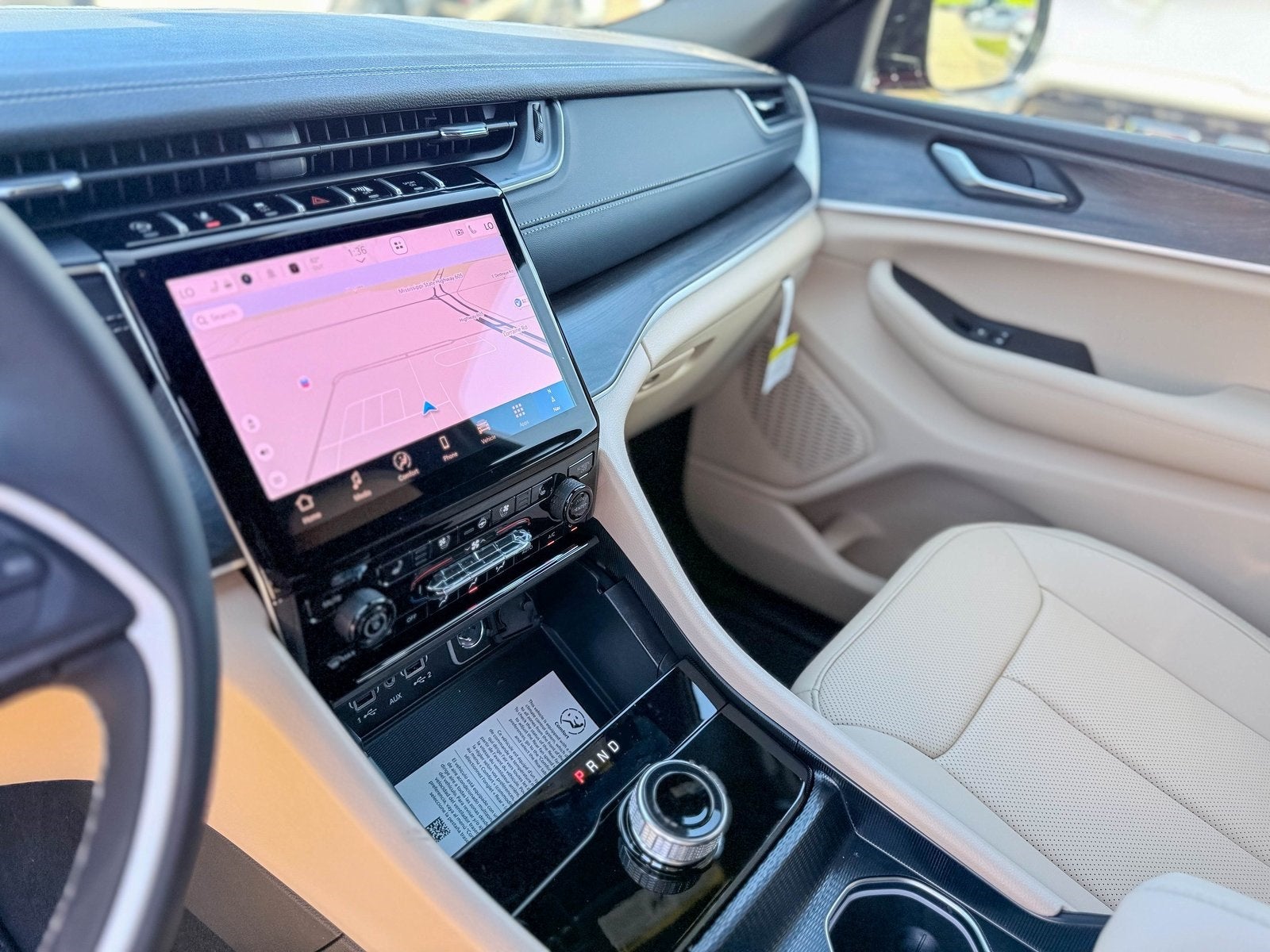 2025 Jeep Grand Cherokee GRAND CHEROKEE L LIMITED 4X2