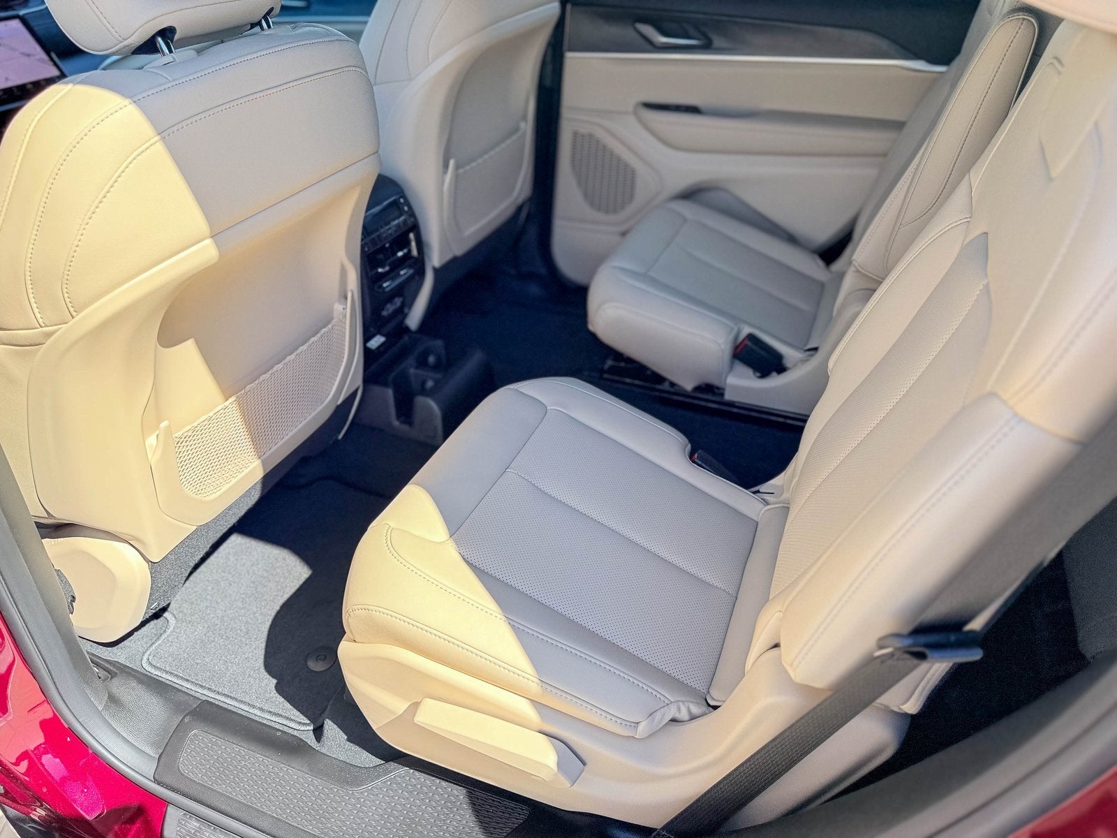 2025 Jeep Grand Cherokee GRAND CHEROKEE L LIMITED 4X2