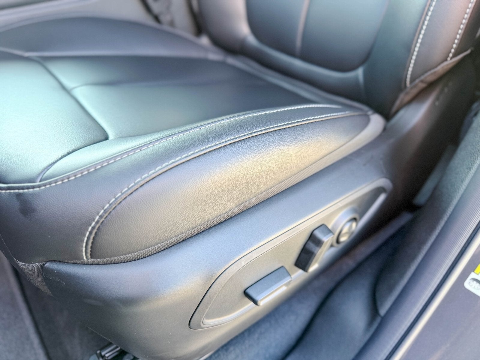 2025 Jeep Grand Cherokee GRAND CHEROKEE L LIMITED 4X2