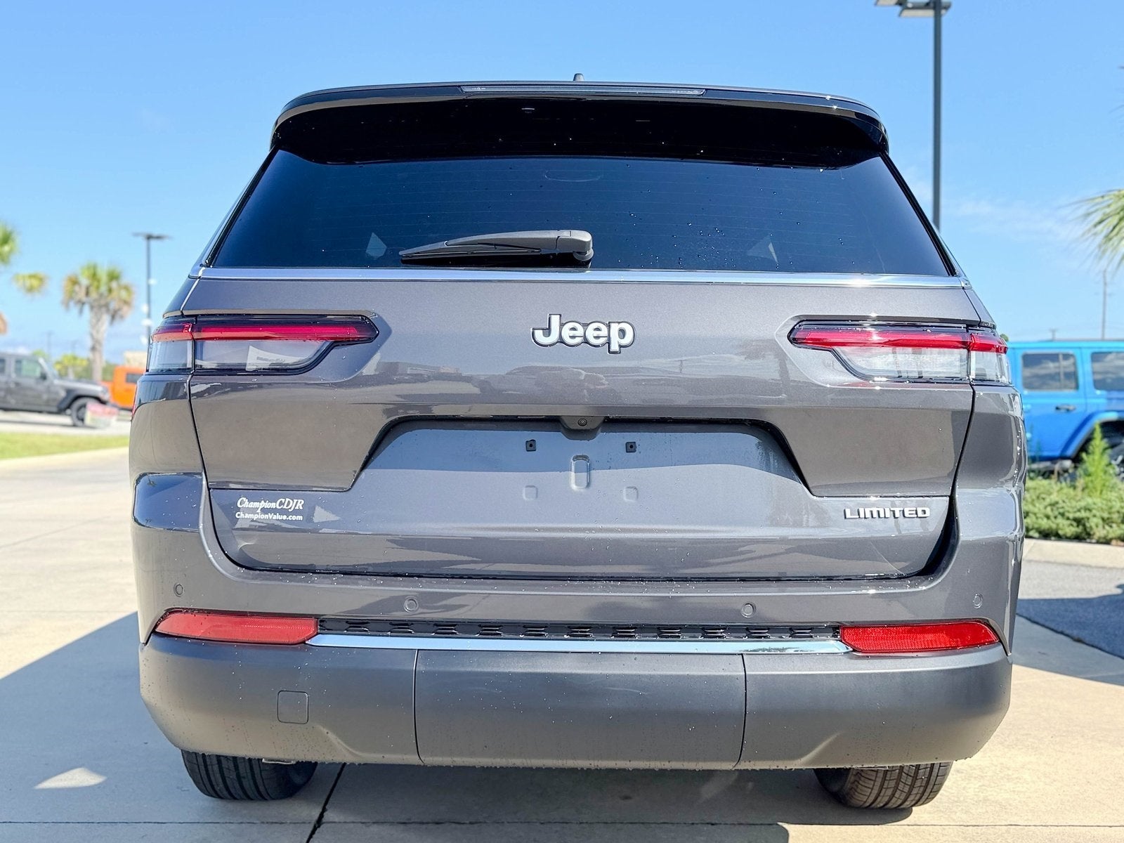 2025 Jeep Grand Cherokee GRAND CHEROKEE L LIMITED 4X2