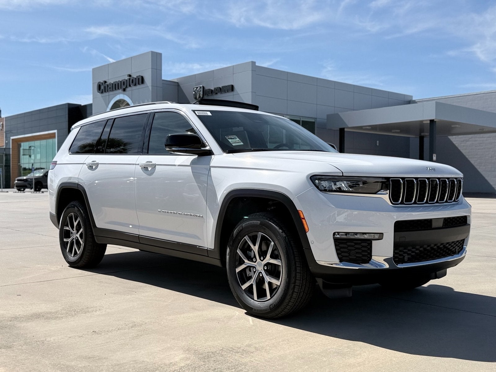 2025 Jeep Grand Cherokee GRAND CHEROKEE L LIMITED 4X2