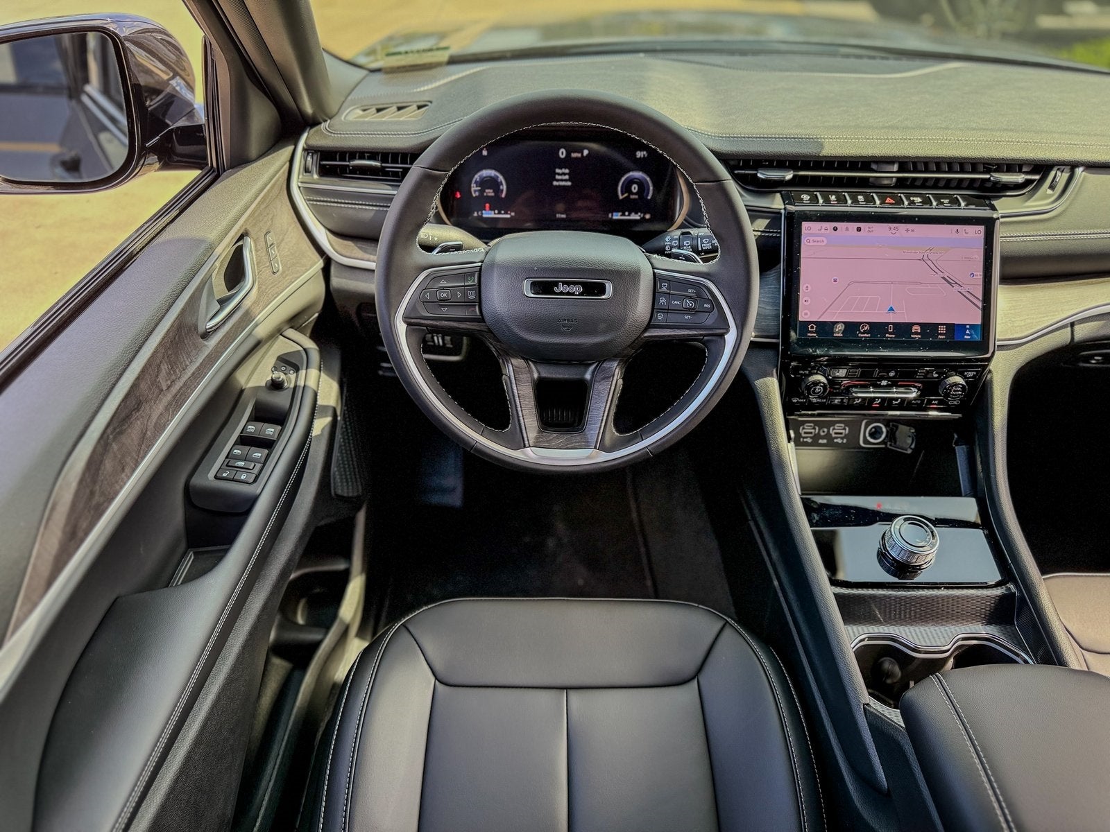 2025 Jeep Grand Cherokee GRAND CHEROKEE L LIMITED 4X2