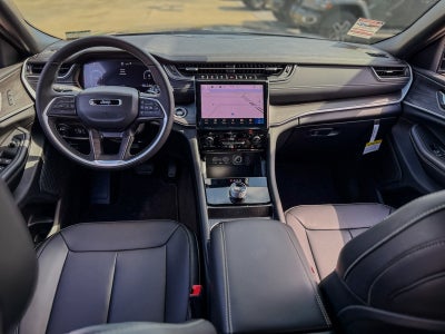 2025 Jeep Grand Cherokee GRAND CHEROKEE L LIMITED 4X2