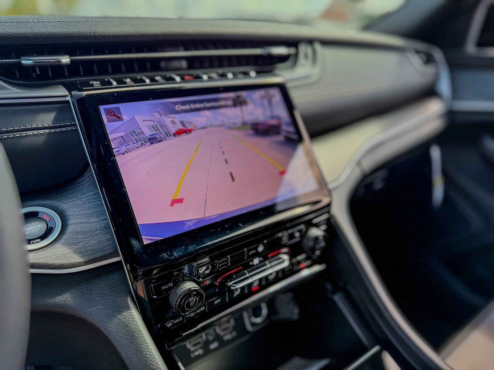 2025 Jeep Grand Cherokee GRAND CHEROKEE L LIMITED 4X2