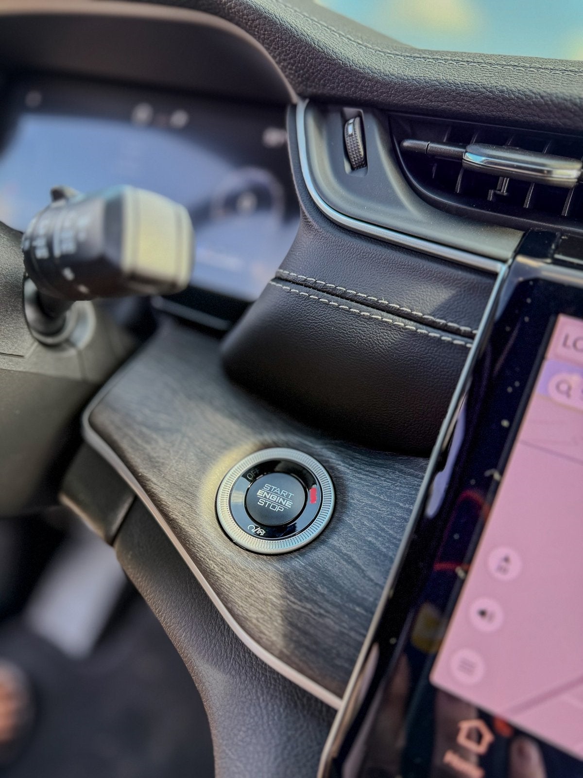 2025 Jeep Grand Cherokee GRAND CHEROKEE L LIMITED 4X2