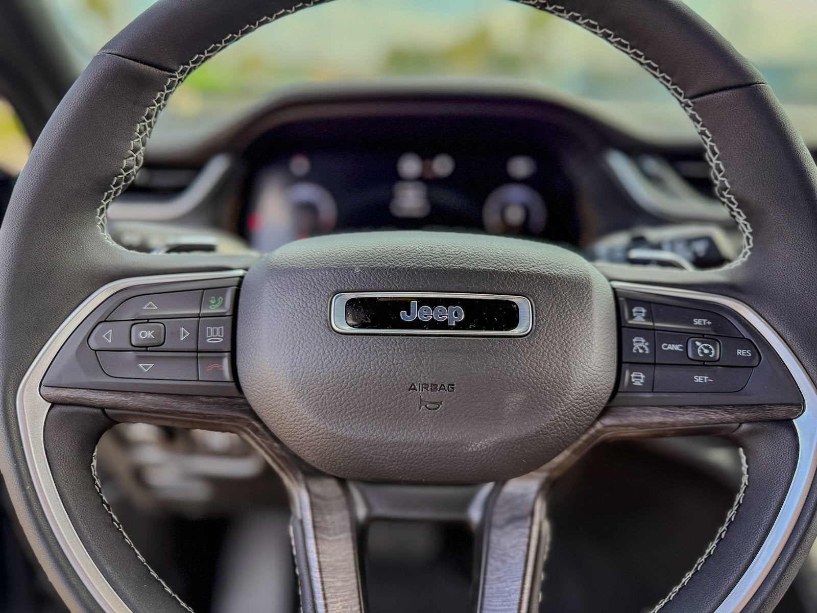 2025 Jeep Grand Cherokee GRAND CHEROKEE L LIMITED 4X2