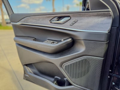 2025 Jeep Grand Cherokee GRAND CHEROKEE L LIMITED 4X2