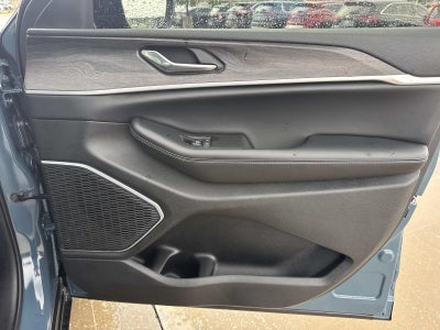 2026 Jeep Grand Cherokee GRAND CHEROKEE L LIMITED 4X2