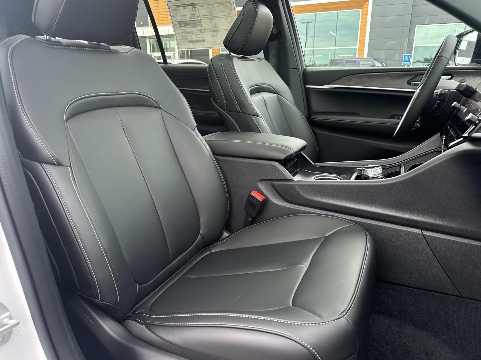2026 Jeep Grand Cherokee GRAND CHEROKEE L LIMITED 4X2
