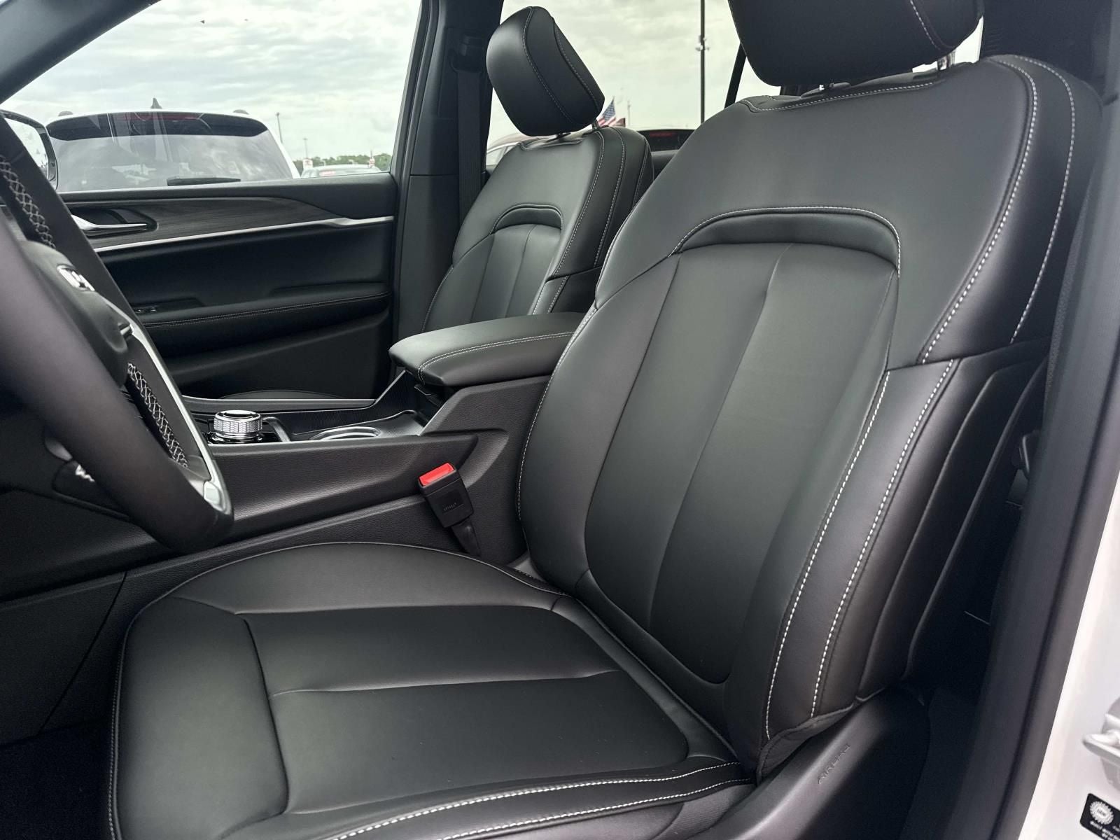 2026 Jeep Grand Cherokee GRAND CHEROKEE L LIMITED 4X2