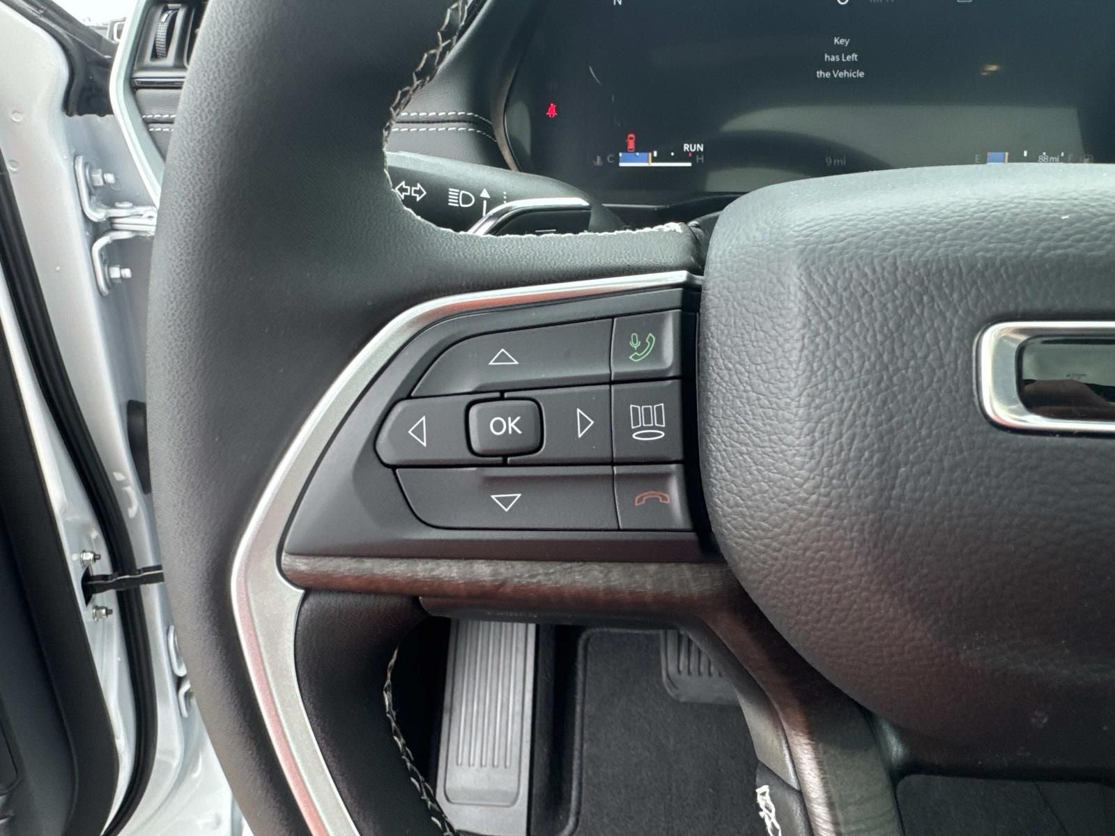 2026 Jeep Grand Cherokee GRAND CHEROKEE L LIMITED 4X2