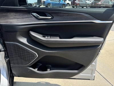 2026 Jeep Grand Cherokee GRAND CHEROKEE L LIMITED 4X2