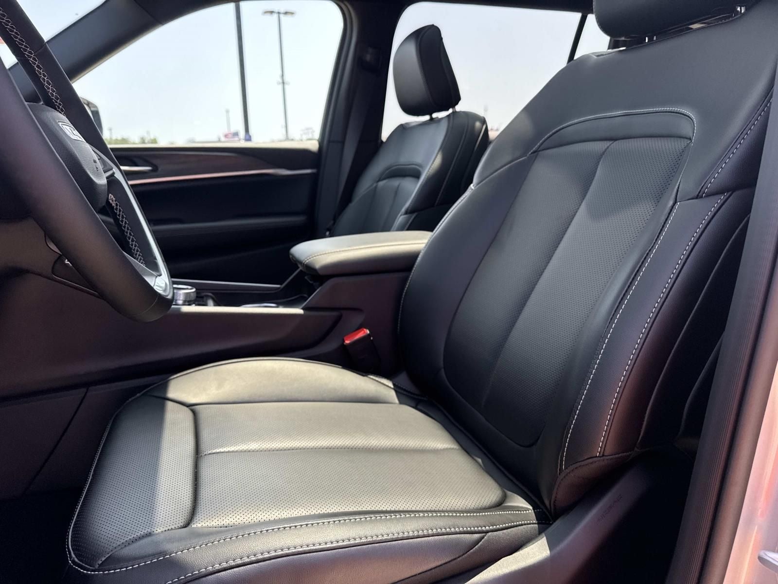 2026 Jeep Grand Cherokee GRAND CHEROKEE L LIMITED 4X2