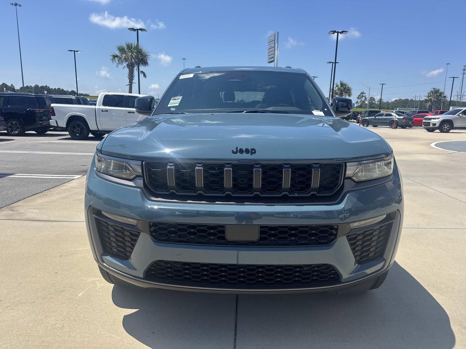 2026 Jeep Grand Cherokee GRAND CHEROKEE L LIMITED 4X2