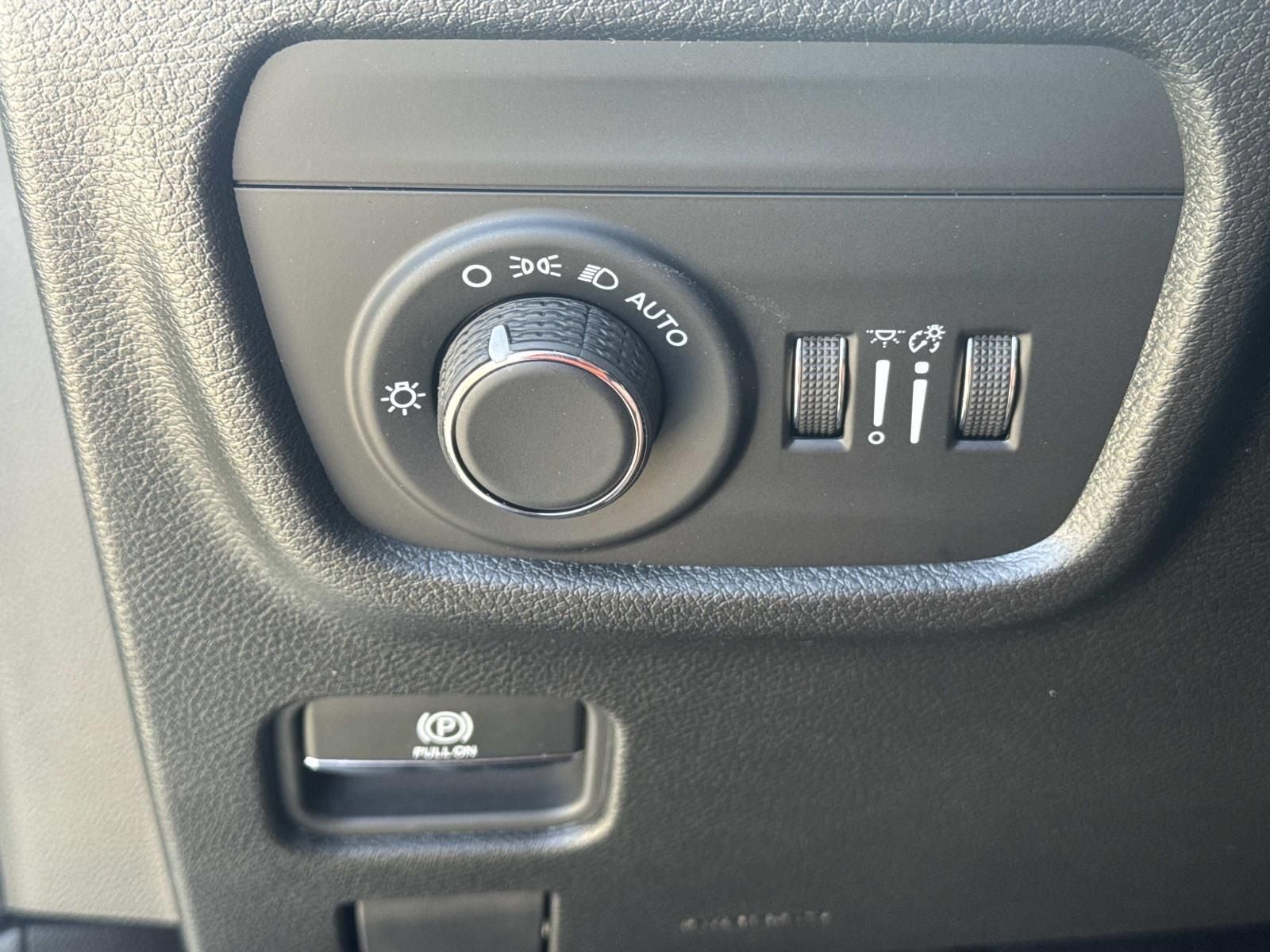 2026 Jeep Grand Cherokee GRAND CHEROKEE L LAREDO 4X4
