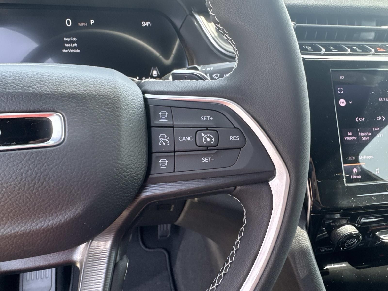 2026 Jeep Grand Cherokee GRAND CHEROKEE L LAREDO 4X4