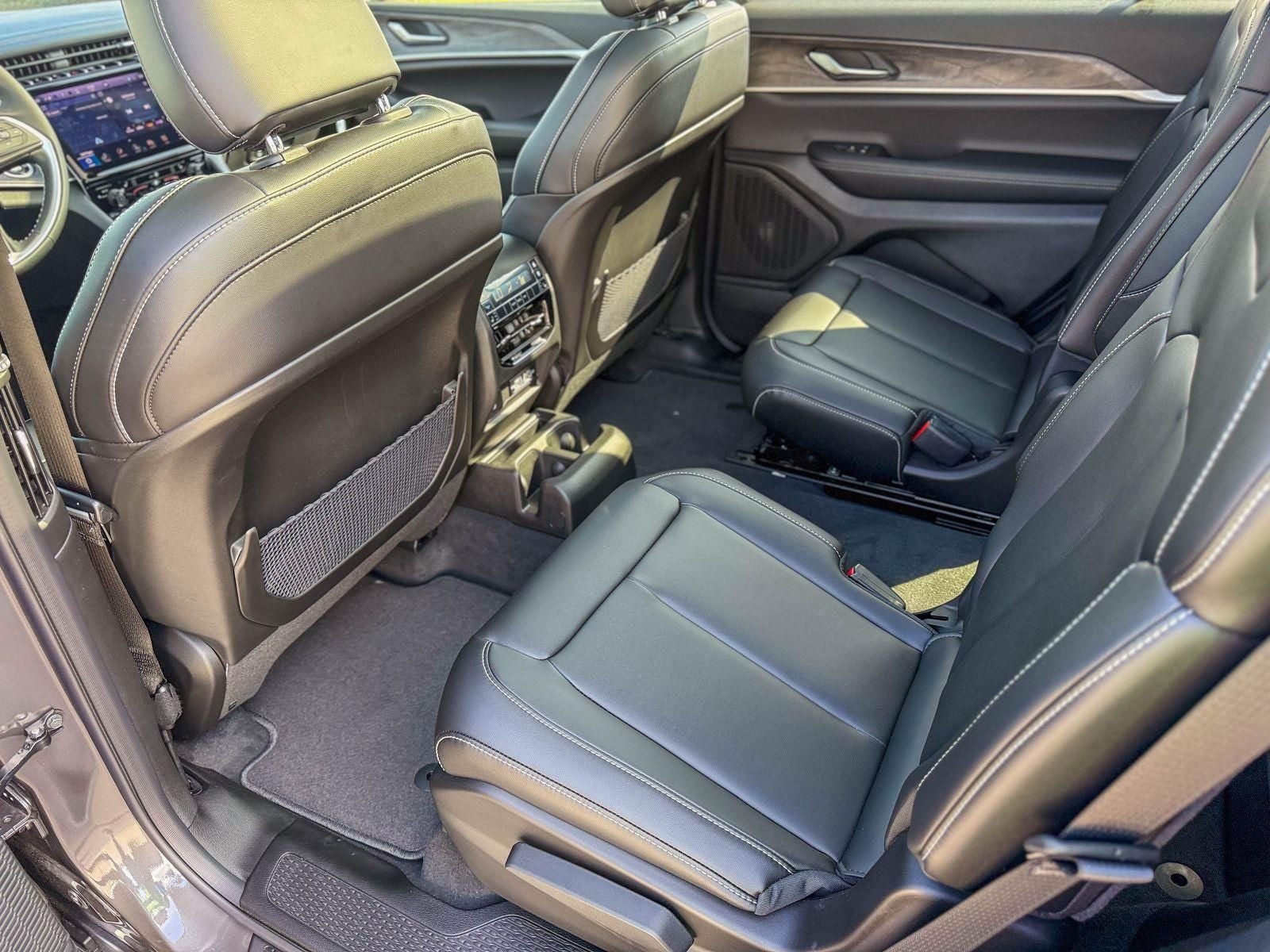 2025 Jeep Grand Cherokee L Limited 4x4