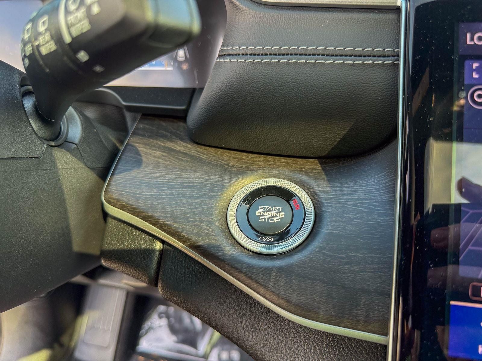 2025 Jeep Grand Cherokee L Limited 4x4