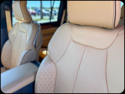 2025 Jeep Grand Cherokee L Summit Reserve 4x4