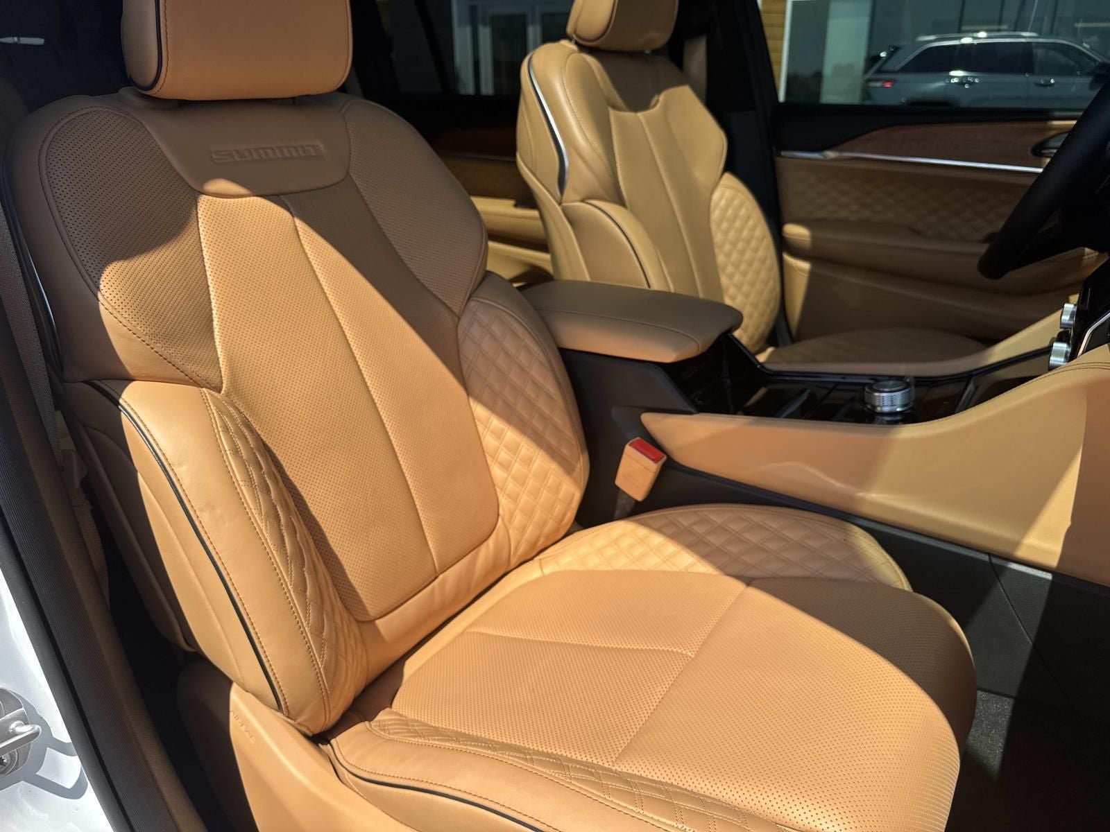 2025 Jeep Grand Cherokee L Summit Reserve 4x4