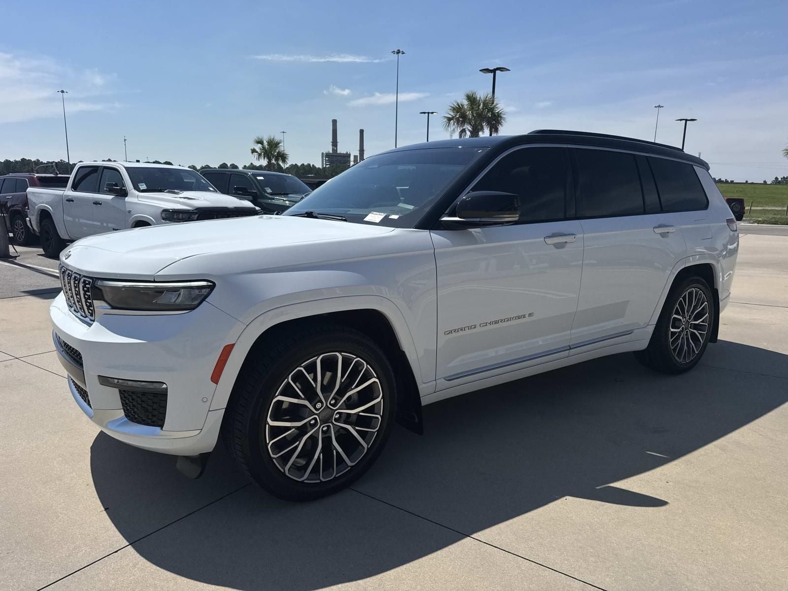 2025 Jeep Grand Cherokee L Summit Reserve 4x4