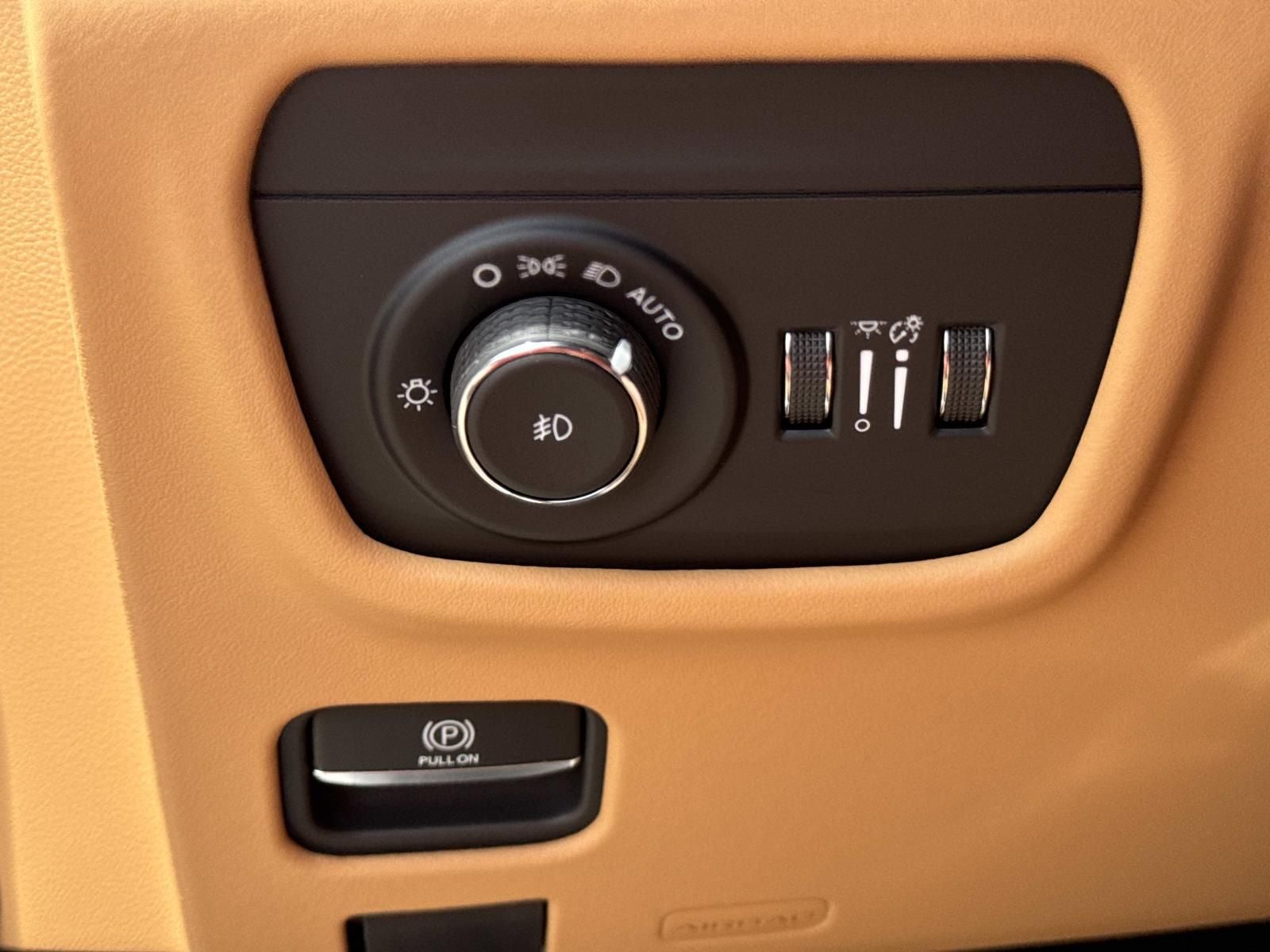 2026 Jeep Grand Cherokee GRAND CHEROKEE L SUMMIT 4X4