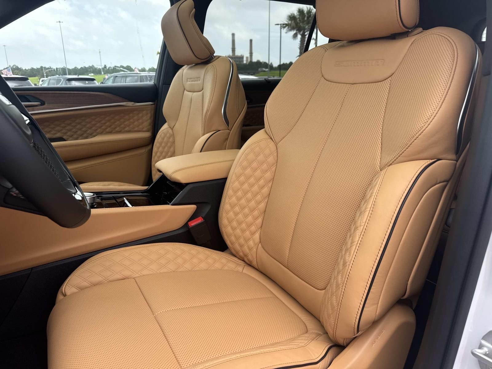 2026 Jeep Grand Cherokee GRAND CHEROKEE L SUMMIT 4X4