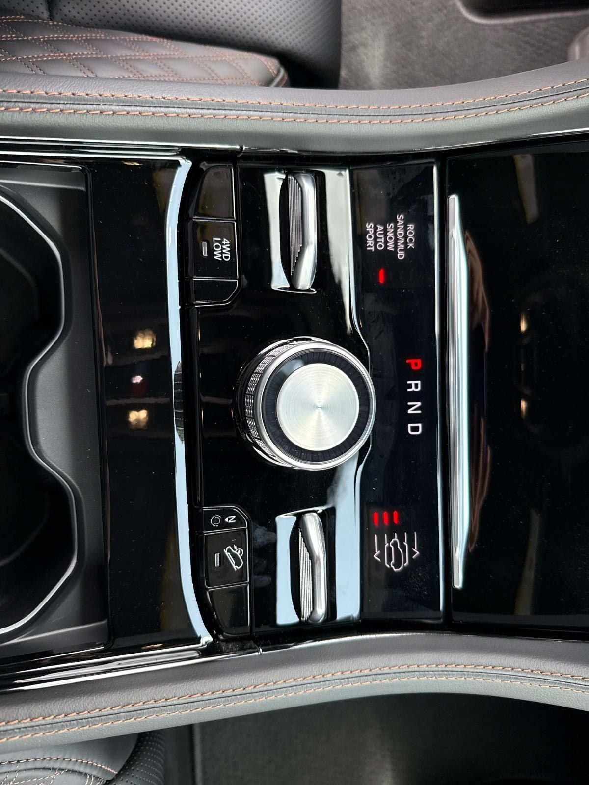 2026 Jeep Grand Cherokee GRAND CHEROKEE L SUMMIT 4X4