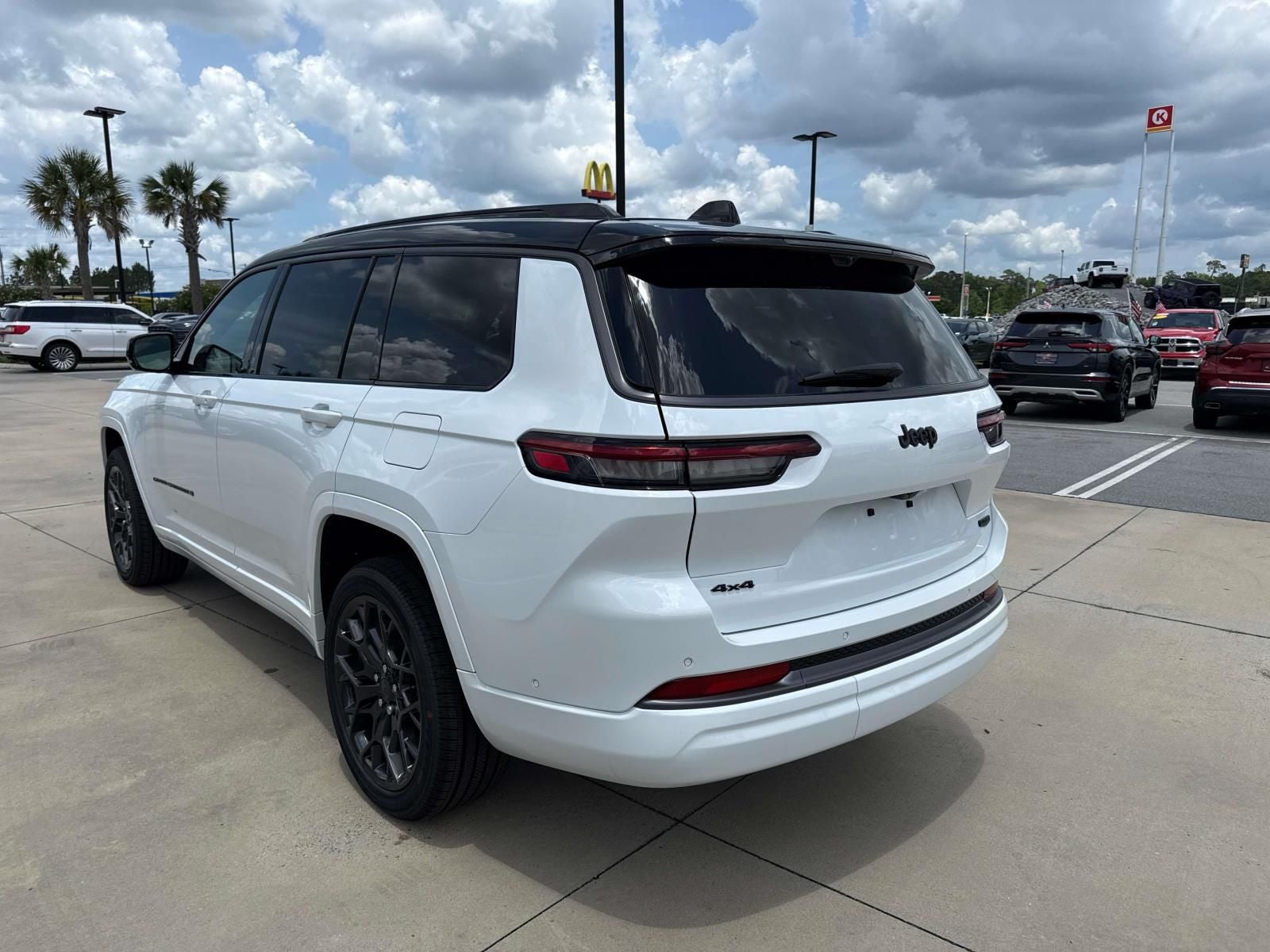 2026 Jeep Grand Cherokee GRAND CHEROKEE L SUMMIT 4X4