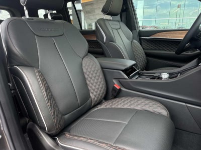 2026 Jeep Grand Cherokee GRAND CHEROKEE L SUMMIT 4X4