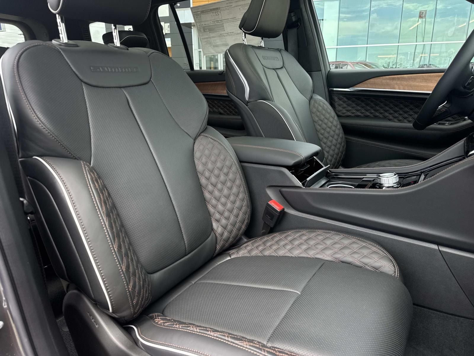 2026 Jeep Grand Cherokee GRAND CHEROKEE L SUMMIT 4X4