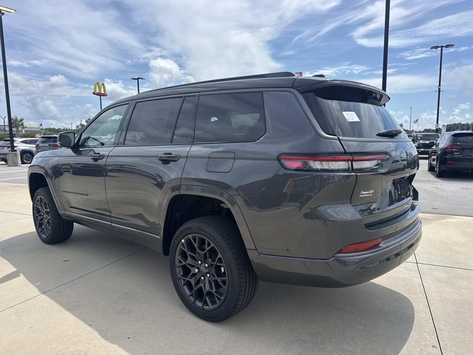 2026 Jeep Grand Cherokee GRAND CHEROKEE L SUMMIT 4X4