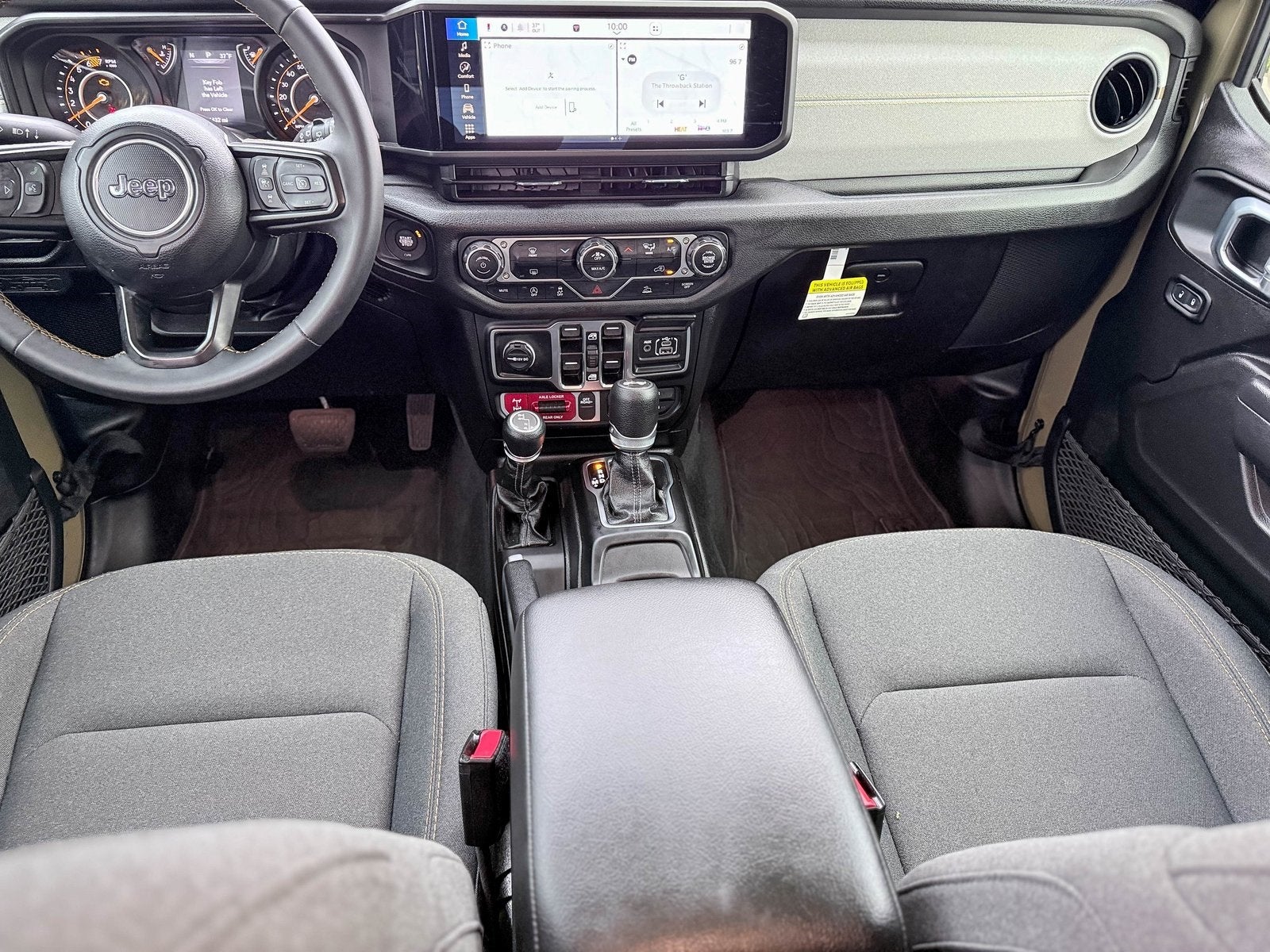 2025 Jeep Wrangler 4-Door Willys 4x4