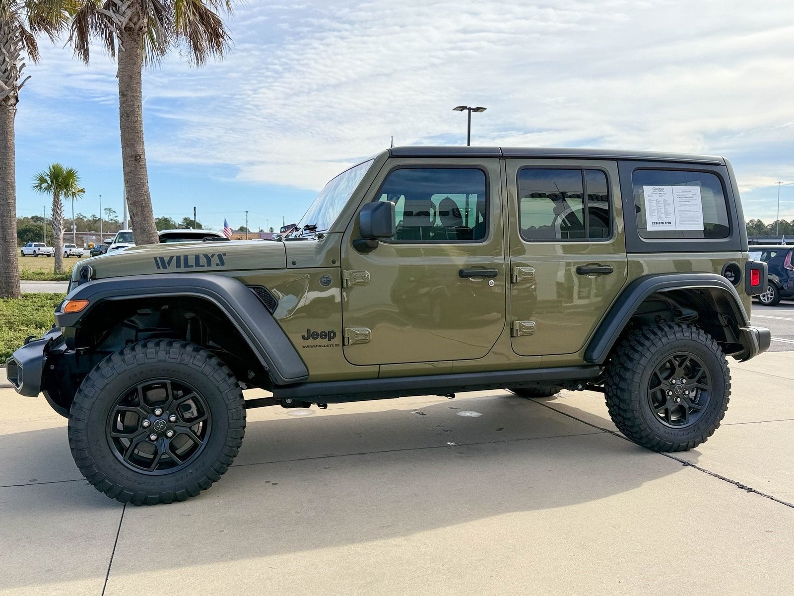 2025 Jeep Wrangler 4-Door Willys 4x4
