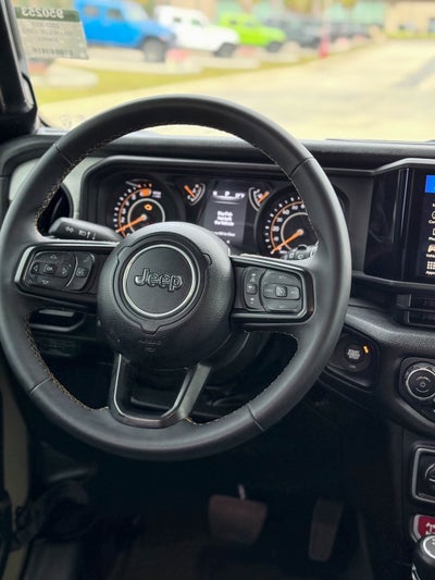 2025 Jeep Wrangler 4-Door Willys 4x4