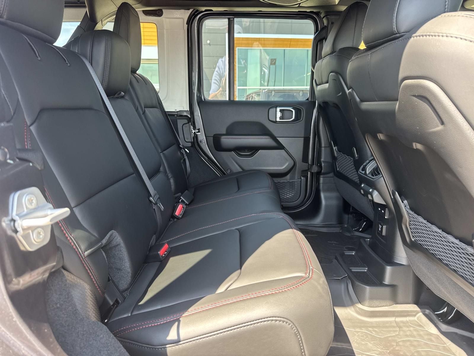 2027 Jeep Wrangler WRANGLER 4-DOOR RUBICON X