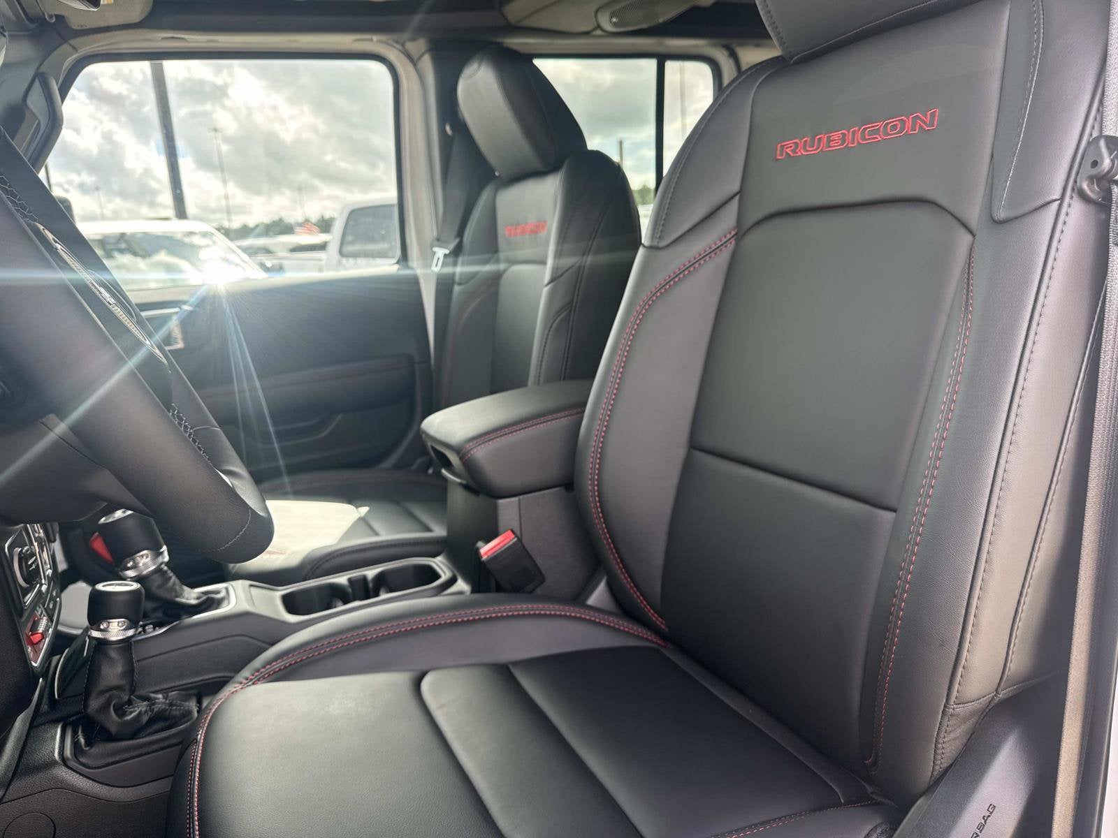 2027 Jeep Wrangler WRANGLER 4-DOOR RUBICON X
