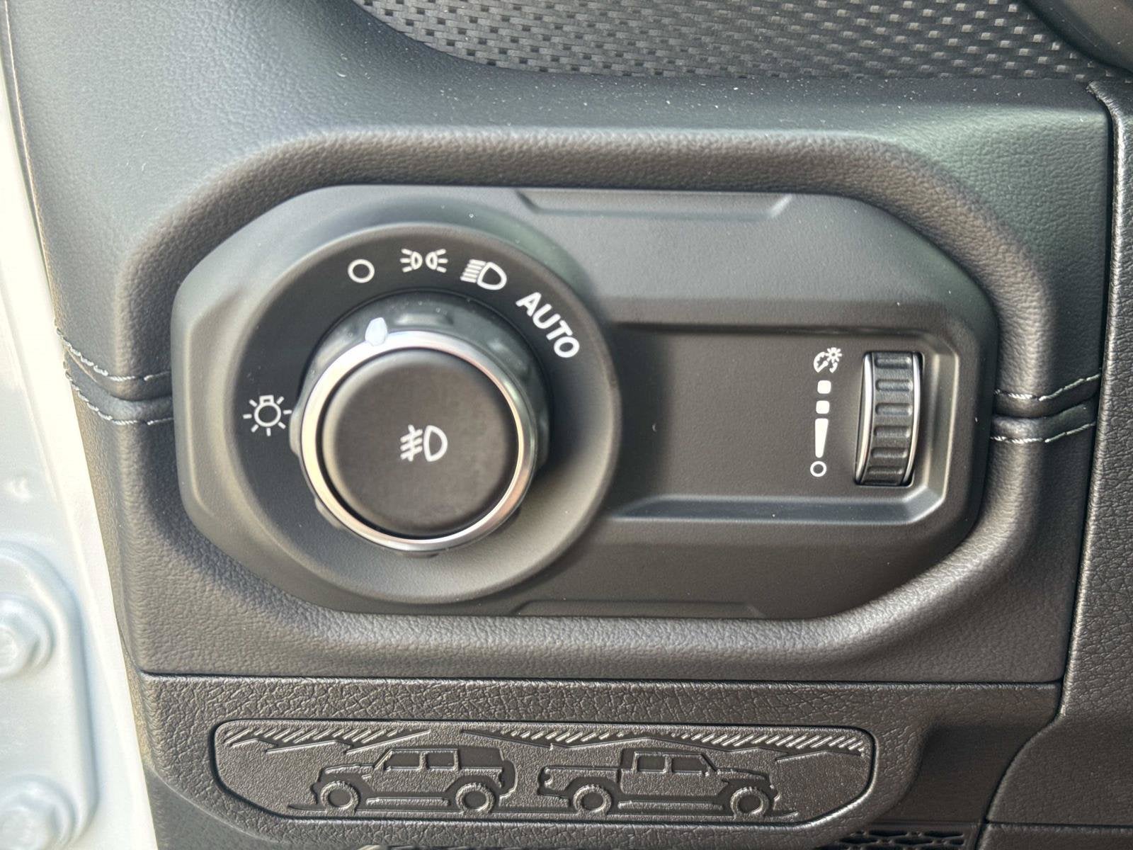 2027 Jeep Wrangler WRANGLER 4-DOOR RUBICON X